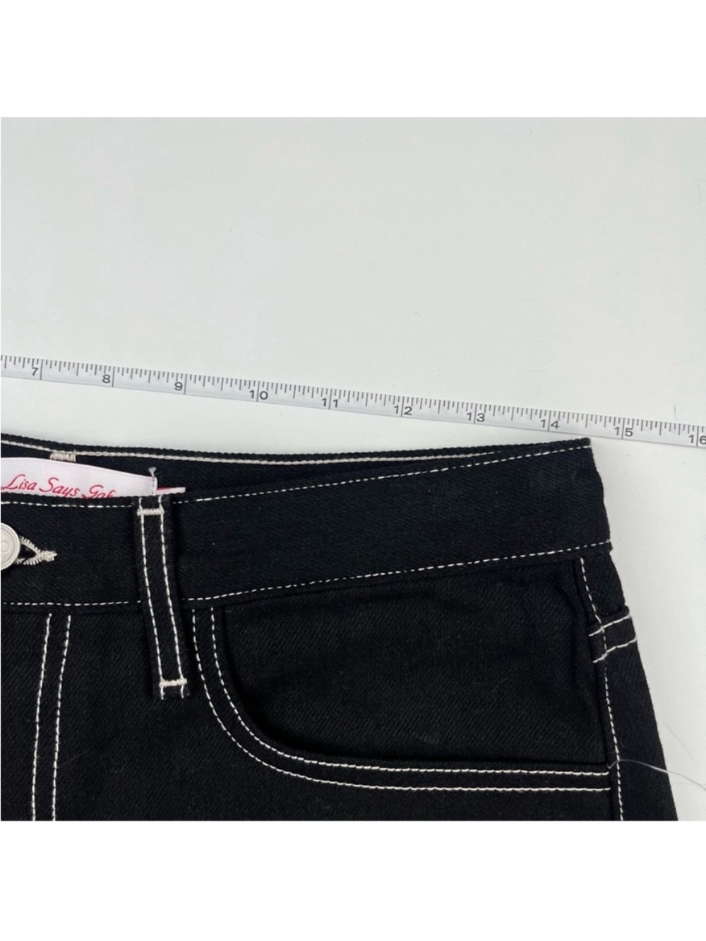 Lisa Says Gah Embroidered Shorts Black Denim NEW - Picture 7 of 7